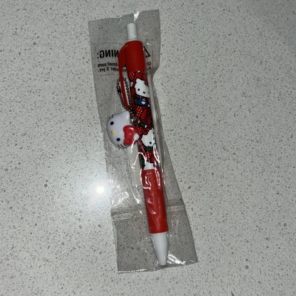 Hello Kitty Vintage Pen withh Charm